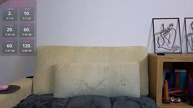 Snapshot of Milas_Dreams_Dauergeil chatting on 02/11/26, 07:14 Milas Dreams Dauergeil online show from 02/11/26, 07:14