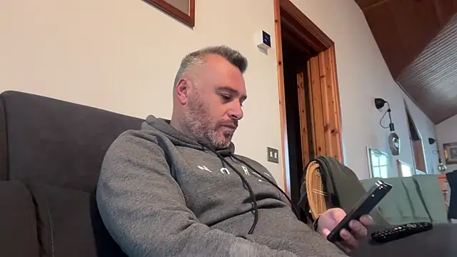 marcovik1 online show from 03/12/26, 08:51