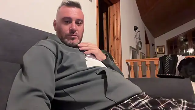 Snapshot of marcovik1 chatting on 03/01/26, 11:05 marcovik1 online show from 03/01/26, 11:05