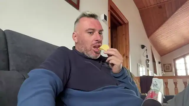 Snapshot of marcovik1 chatting on 02/27/26, 10:59 marcovik1 online show from 02/27/26, 10:59