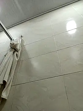 PerlaCurvasgrandes online show from 02/24/26, 07:26