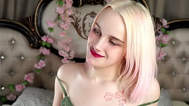 KirstinMcgeady online show from 04/03/26, 11:16