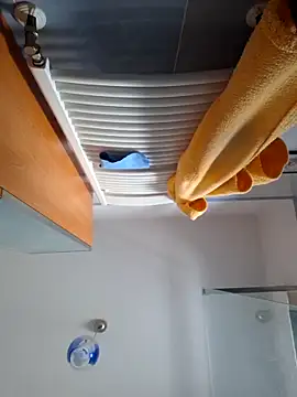 Snapshot of cetriolino chatting on 03/20/26, 06:47 cetriolino online show from 03/20/26, 06:47