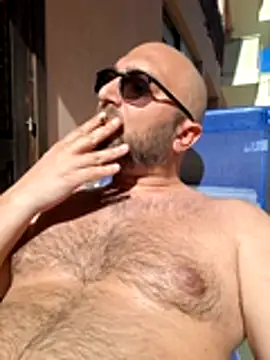 Snapshot of cetriolino chatting on 04/09/26, 02:01 cetriolino online show from 04/09/26, 02:01