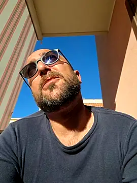 Snapshot of cetriolino chatting on 04/08/26, 06:26 cetriolino online show from 04/08/26, 06:26