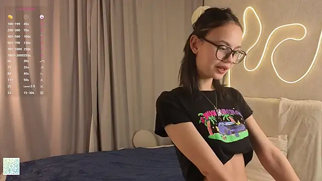 Snapshot of BeatrisRosel chatting on 03/03/26, 06:15 BeatrisRosel online show from 03/03/26, 06:15