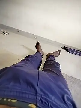 soni8850 online show from 04/05/26, 06:31