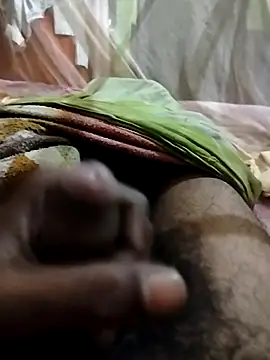 Snapshot of soni8850 chatting on 02/19/26, 03:42 soni8850 online show from 02/19/26, 03:42