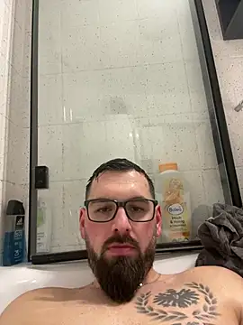 Snapshot of xxxsharkexxx chatting on 02/13/26, 10:32 xxxsharkexxx online show from 02/13/26, 10:32