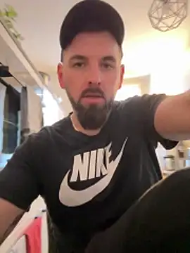 Snapshot of xxxsharkexxx chatting on 02/19/26, 10:56 xxxsharkexxx online show from 02/19/26, 10:56