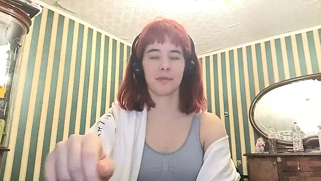 Snapshot of Remyelza chatting on 02/24/26, 05:25 Remyelza online show from 02/24/26, 05:25