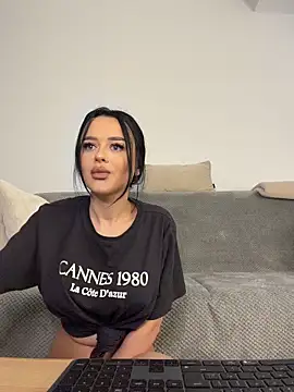 Snapshot of Katty_Pery chatting on 02/28/26, 03:44 Katty Pery online show from 02/28/26, 03:44