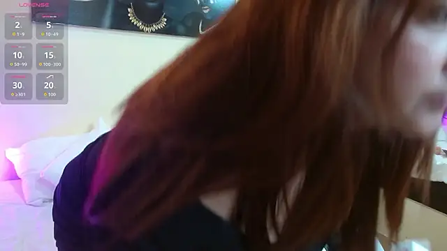 Snapshot of Eve_Bennett chatting on 02/12/26, 07:35 Eve Bennett online show from 02/12/26, 07:35