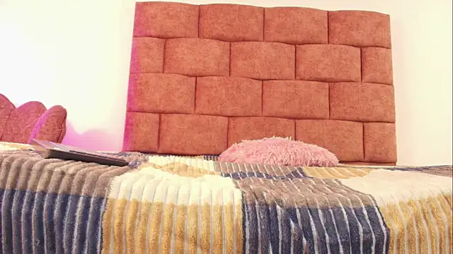 Snapshot of Eva_slutNasty chatting on 02/28/26, 08:41 Eva slutNasty online show from 02/28/26, 08:41