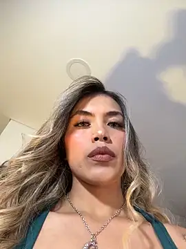 Snapshot of soffia_7 chatting on 02/26/26, 12:21 soffia 7 online show from 02/26/26, 12:21