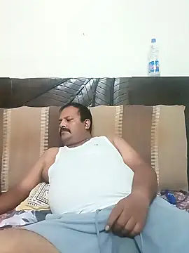 Snapshot of simpleboldman2026 chatting on 03/30/26, 05:14 simpleboldman2026 online show from 03/30/26, 05:14