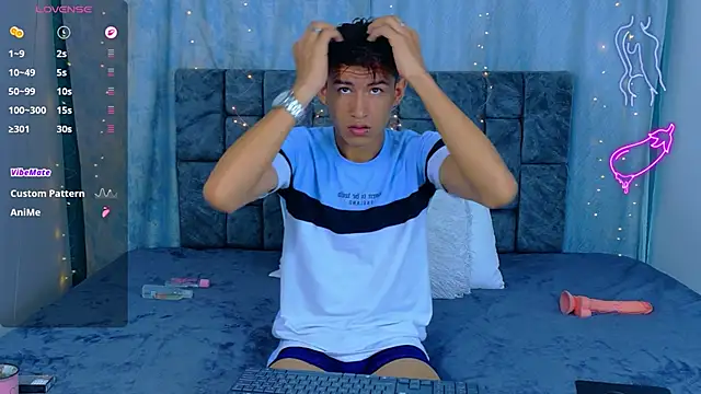 NicolasTorrez online show from 04/11/26, 04:20