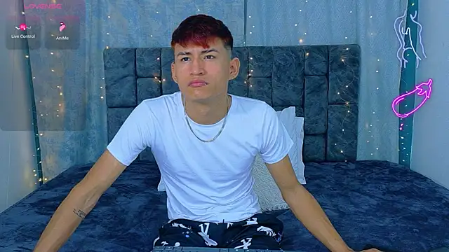 NicolasTorrez online show from 04/03/26, 01:45