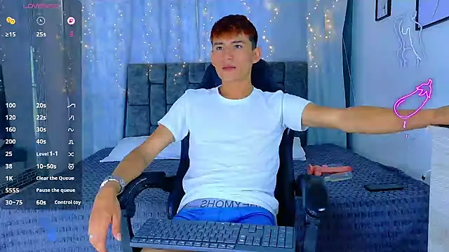 NicolasTorrez online show from 04/12/26, 08:34