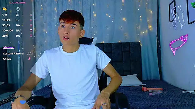 NicolasTorrez online show from 04/04/26, 09:54