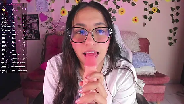 Hanna Tm online show from 03/10/26, 02:59