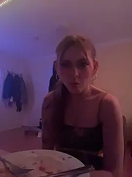 Snapshot of Milli-Kiss chatting on 02/11/26, 09:25 Milli-Kiss online show from 02/11/26, 09:25