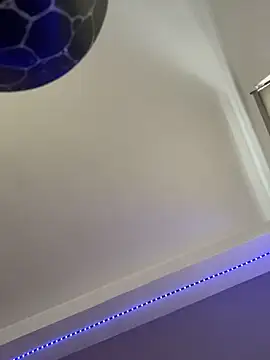 Snapshot of Milli-Kiss chatting on 02/18/26, 02:02 Milli-Kiss online show from 02/18/26, 02:02