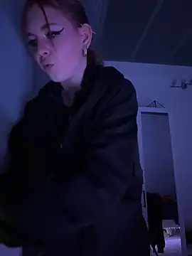 Milli-Kiss online show from 03/12/26, 09:08