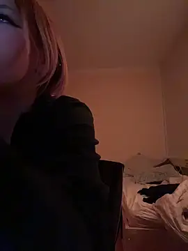 Snapshot of Milli-Kiss chatting on 02/19/26, 09:34 Milli-Kiss online show from 02/19/26, 09:34