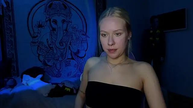 pureeangel online show from 03/24/26, 04:07