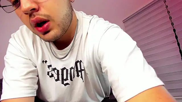 Snapshot of ethan_grace chatting on 02/24/26, 12:06 ethan grace online show from 02/24/26, 12:06