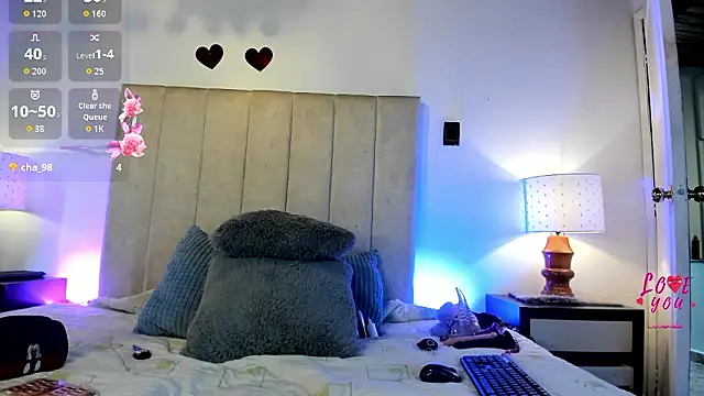 MissMilf  online show from 03/23/26, 07:47