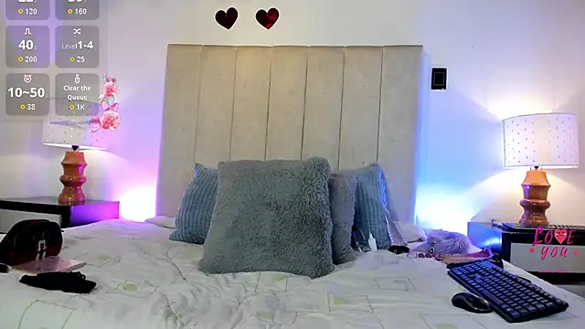 MissMilf  online show from 03/25/26, 07:46