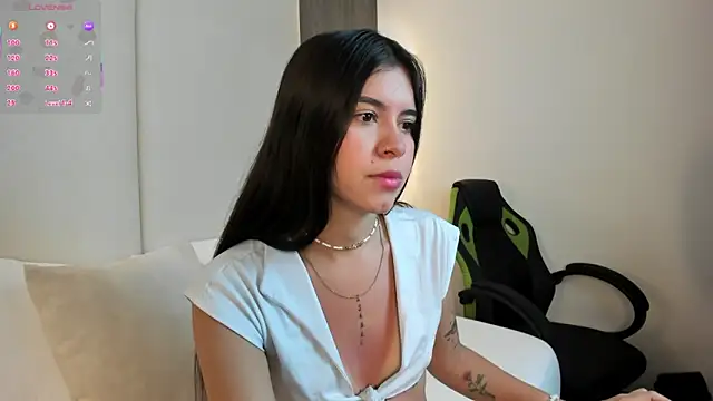 eva swan  online show from 03/03/26, 12:23