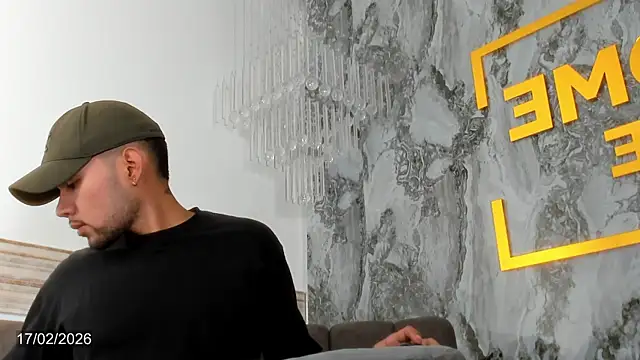 Snapshot of Hassan_GoldDick chatting on 02/18/26, 07:21 Hassan GoldDick online show from 02/18/26, 07:21