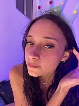 candy deluxe online show from 04/05/26, 03:02