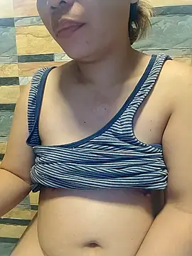 squirtshantal online show from 02/23/26, 12:39