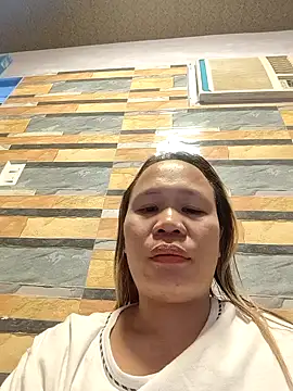 squirtshantal online show from 04/15/26, 07:36