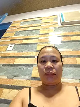 squirtshantal online show from 04/08/26, 09:33