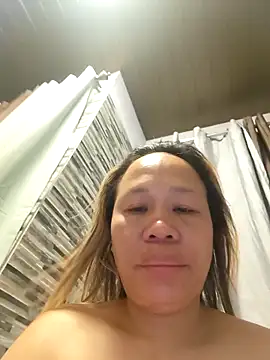 squirtshantal online show from 04/15/26, 07:40