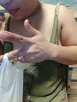 squirtshantal online show from 03/11/26, 11:48