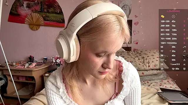 MelissaZaria online show from 04/13/26, 06:39