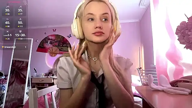MelissaZaria online show from 05/17/26, 07:41