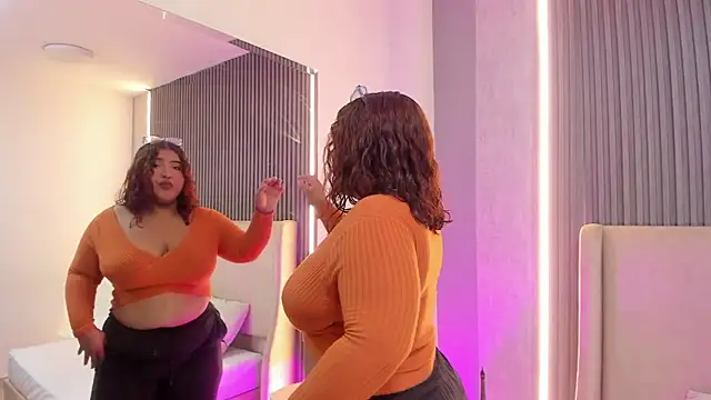 VanessaLanz online show from 04/05/26, 12:45