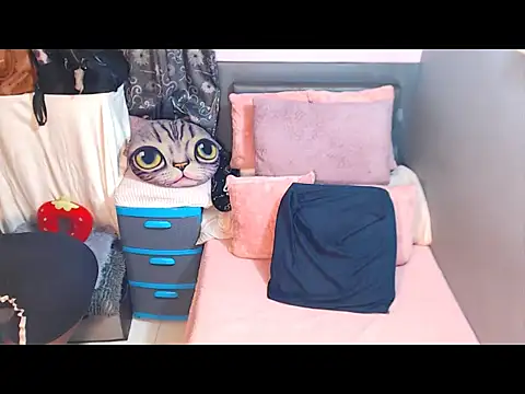 alanalaurent15 online show from 04/10/26, 08:43