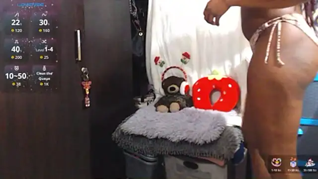 alanalaurent15 online show from 03/19/26, 02:00