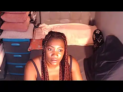 Snapshot of alanalaurent15 chatting on 02/12/26, 08:14 alanalaurent15 online show from 02/12/26, 08:14