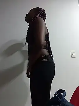 alanalaurent15 online show from 03/15/26, 08:32