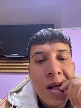 Snapshot of Jhony_rayder chatting on 02/15/26, 08:41 Jhony rayder online show from 02/15/26, 08:41