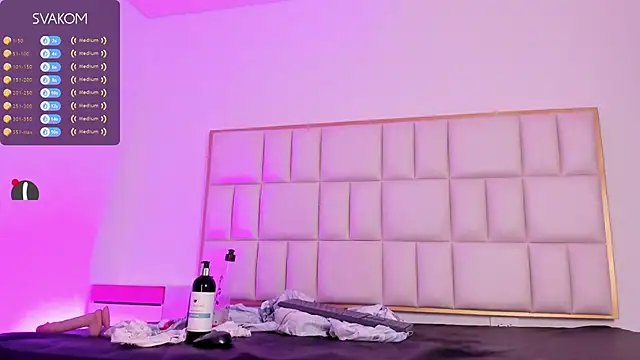 Violetta-foxx online show from 04/28/26, 07:29
